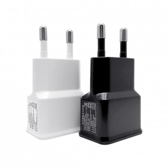 5V 1A     USB 1000mA  1Ʈ