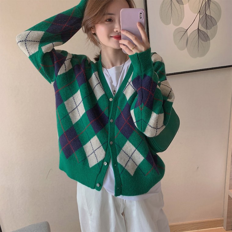 고급스러운 아가일 패턴 데일리 다이아 여자 가디건