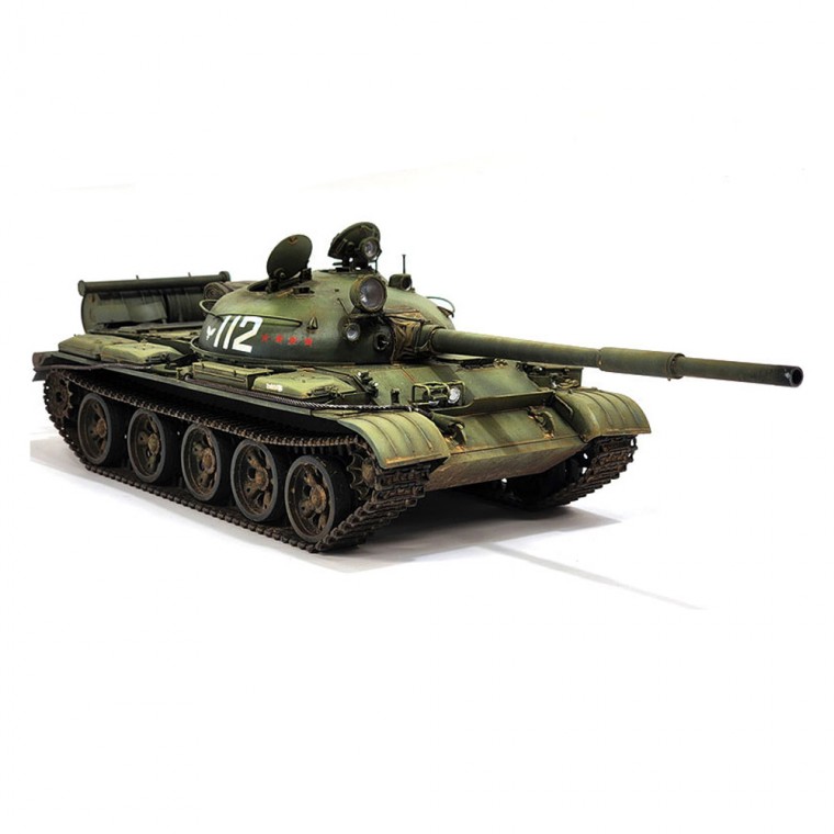 아카데미 1대35 소련 육군 T-62 (13553)